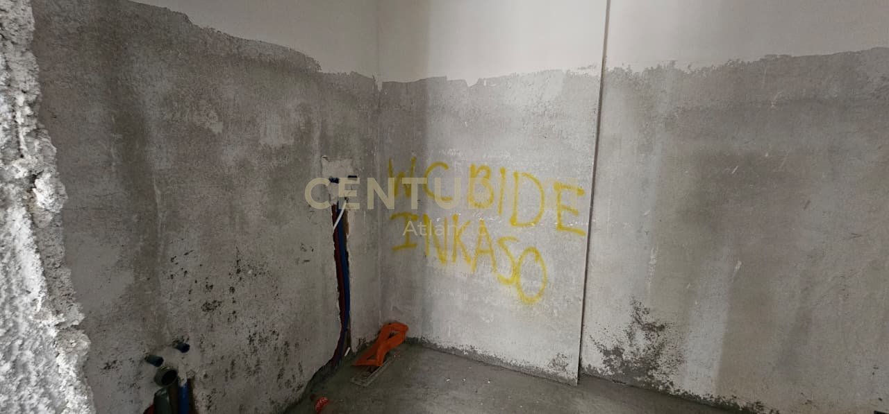 APARTAMENT 2+1 NE SHITJE GOLEM , DURRES VETEM 250M LARG DETIT