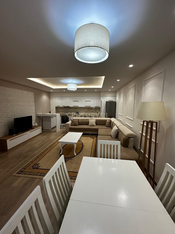 Appartamento 2+1 in affitto a Dry Lake, Tirana