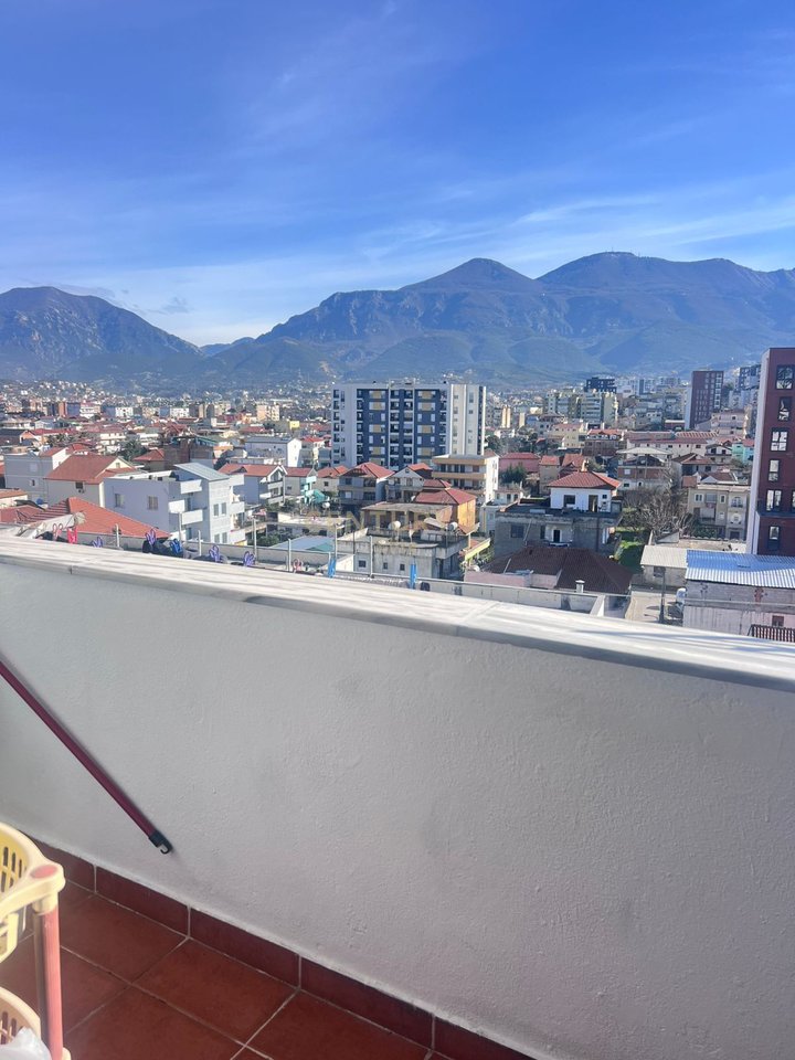 Apartament 1+1 Me Qira pranë Concordit, te Rruga 5 Maji, Tiranë - 450€ | 66.38 m²