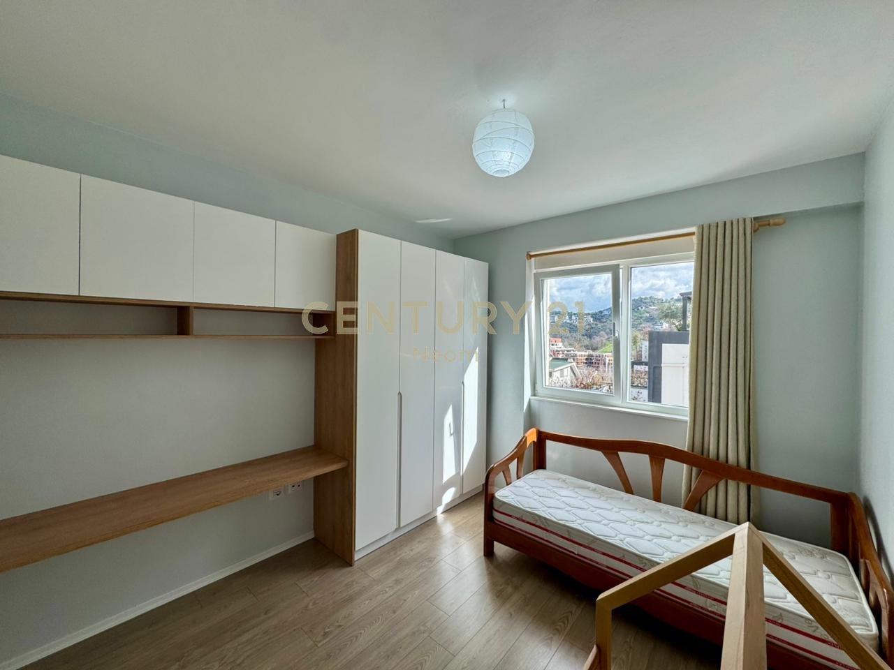 DRY LAKE, VENDESI APPARTAMENTO 2+1+2 NEL COMPLESSO FZ!