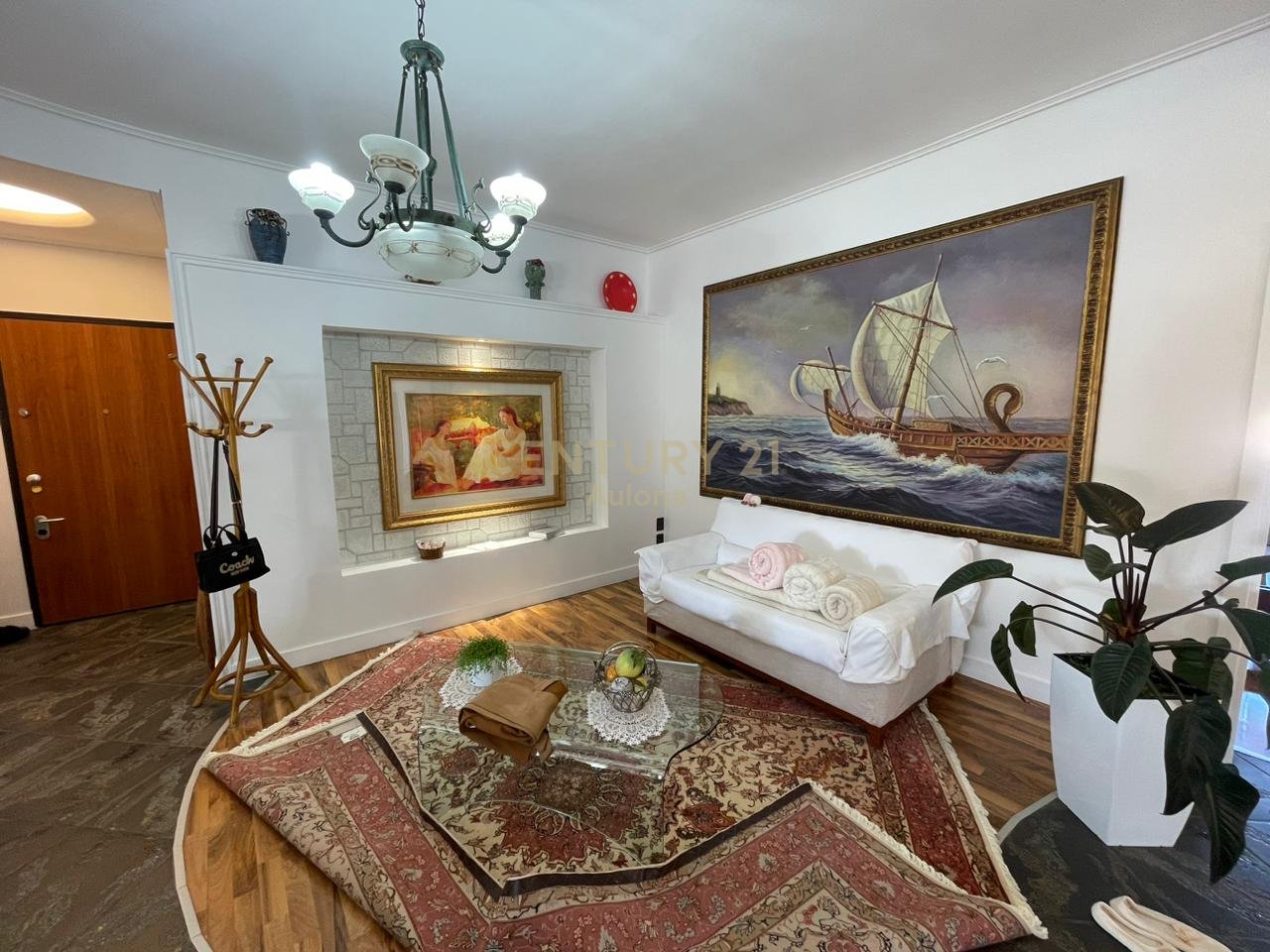 Apartament 3+1 Për Shitje në Transballkanike, Vlorë - 21000013246€ | 200 m²