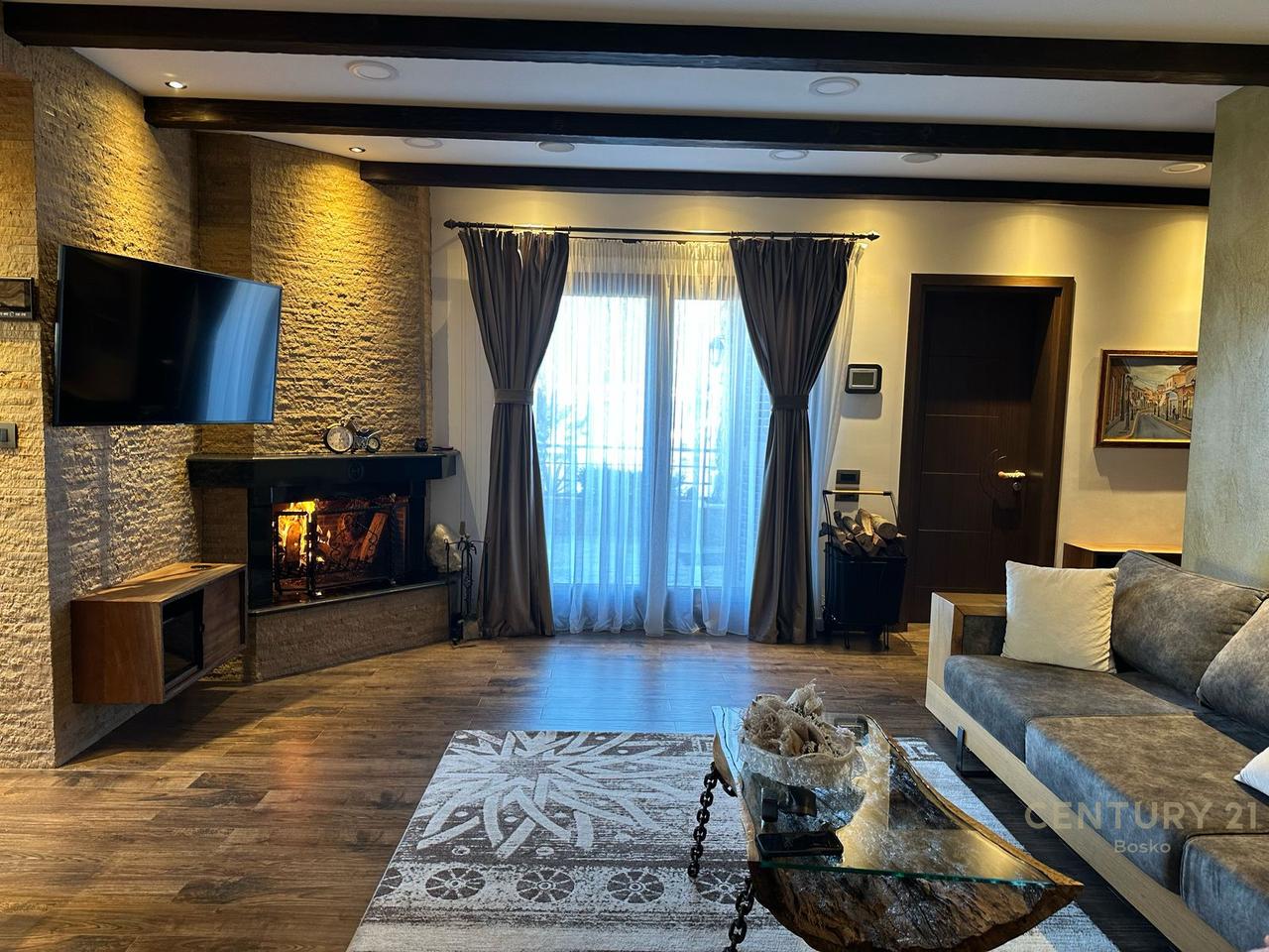 Penthouse për Qera, Yzberish!