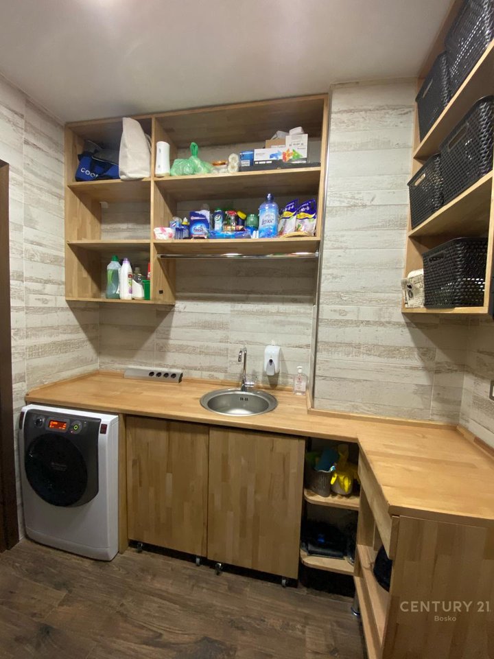 Penthouse për Qera, Yzberish!