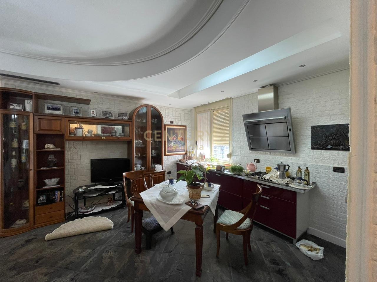 Apartament 3+1 Për Shitje në Transballkanike, Vlorë - 21000013246€ | 200 m²