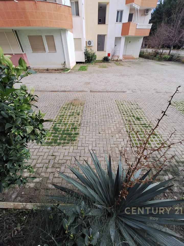 Appartamento 1+1 in Vendita a Golem, Complesso Agza - €70.000 | 75 m²