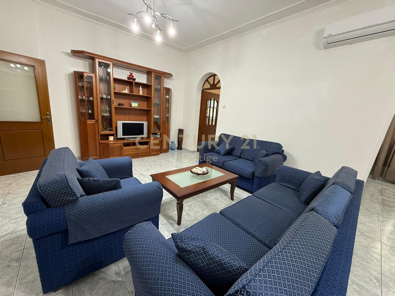 APPARTAMENTO 2+1 IN AFFITTO A ISH-BLLOKU, TIRANA!