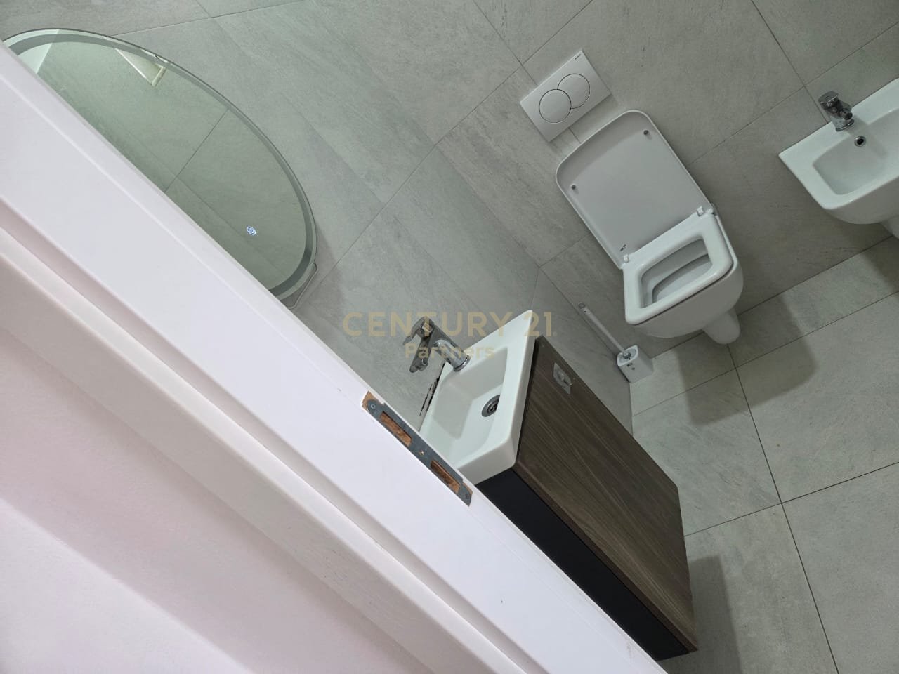 IN AFFITTO CASA PRIVATA 2+1 A KOMBINAT!