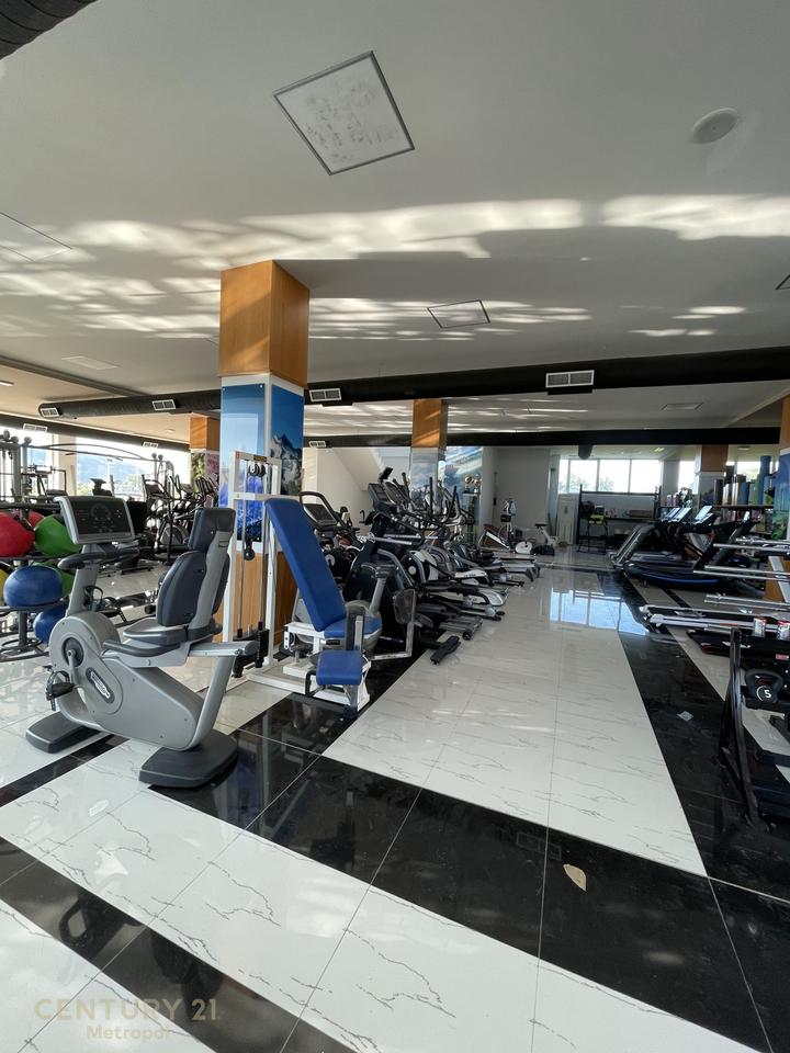 SHES OBJEKT 5 KATESH ME SIPERFAQE NDERTIMI 2980m, NE PEZE!