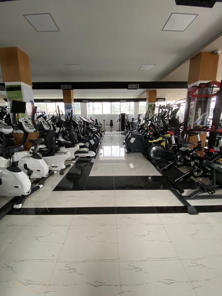 SHES OBJEKT 5 KATESH ME SIPERFAQE NDERTIMI 2980m, NE PEZE!