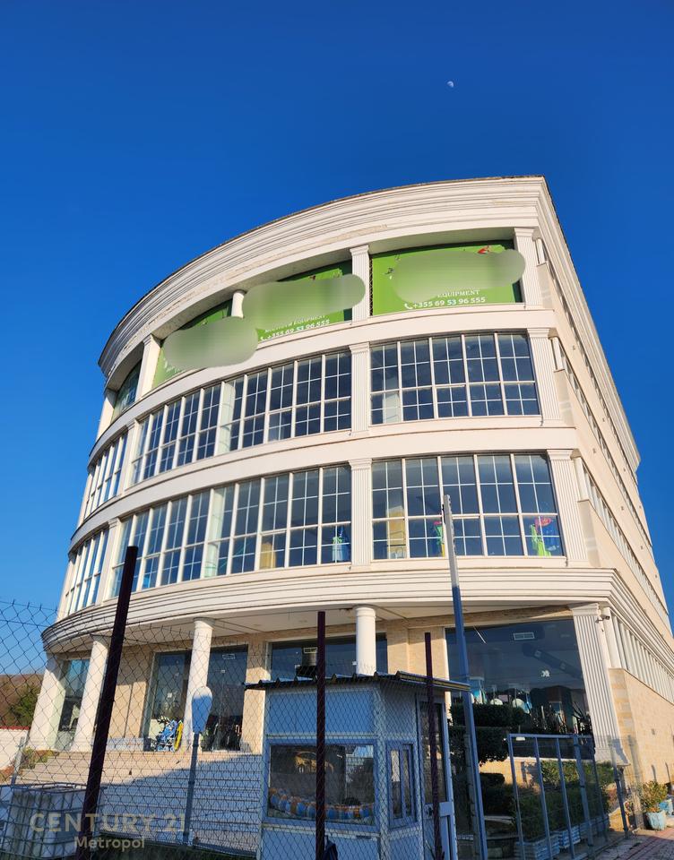 SHES OBJEKT 5 KATESH ME SIPERFAQE NDERTIMI 2980m, NE PEZE!