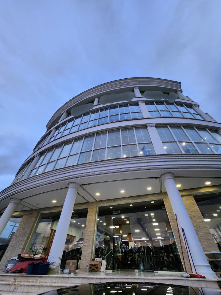 SHES OBJEKT 5 KATESH ME SIPERFAQE NDERTIMI 2980m, NE PEZE!