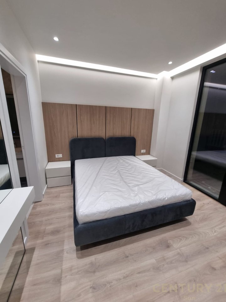 Jepet me qira apartament 2+1+2, Rezidenca "Nova", Mine Peza.