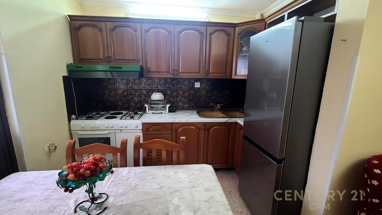 Jepet me qira apartament 2+1 ne Ali Dem 500 Euro