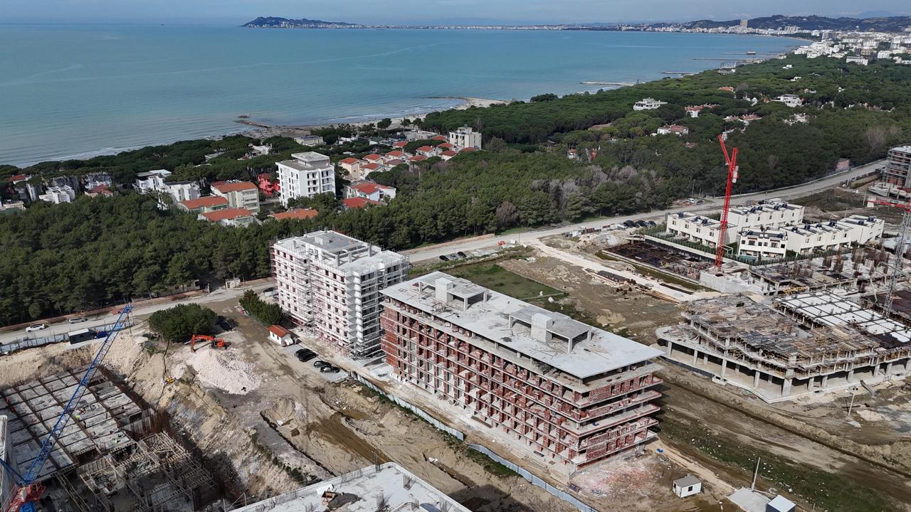 QERRET, SHESIM 1+1 ME VERANDE !