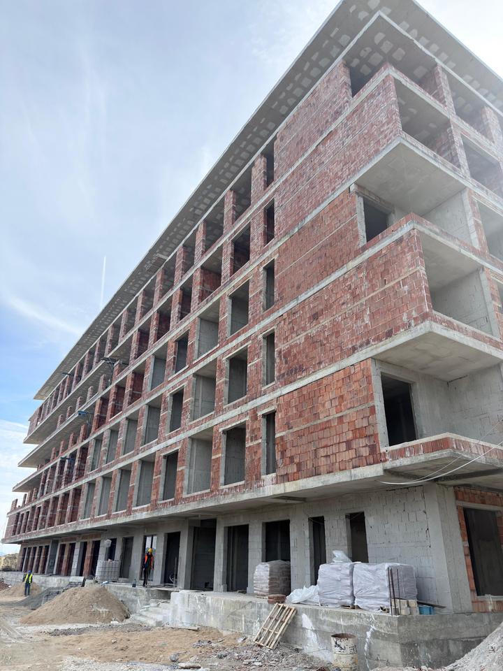 QERRET, SHESIM 1+1 ME VERANDE !