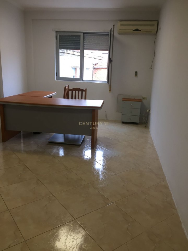 1+1 apartment for rent, Fortuzi Street