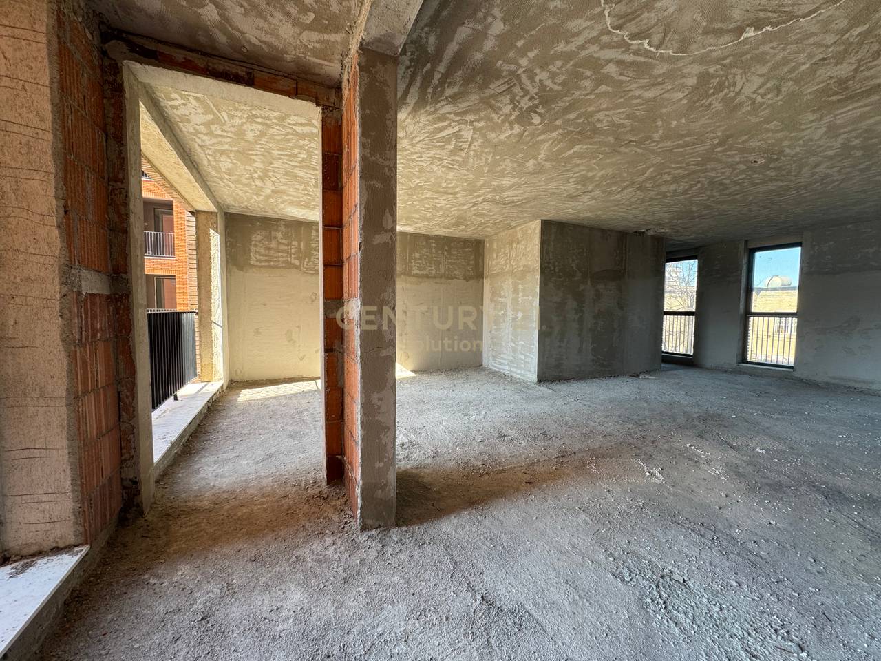 SHITET APARTAMENT 2+1 TEK SIRI KODRA!