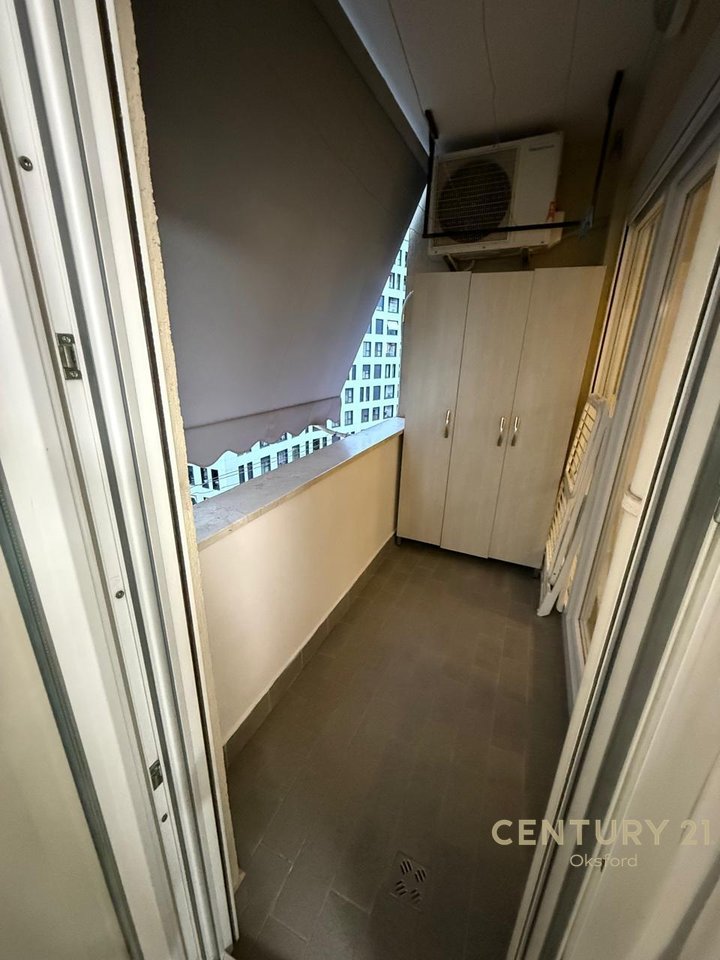 Appartamento 2+1 in Affitto nel Complesso Magnet, Tirana - 750€ | 80 m²