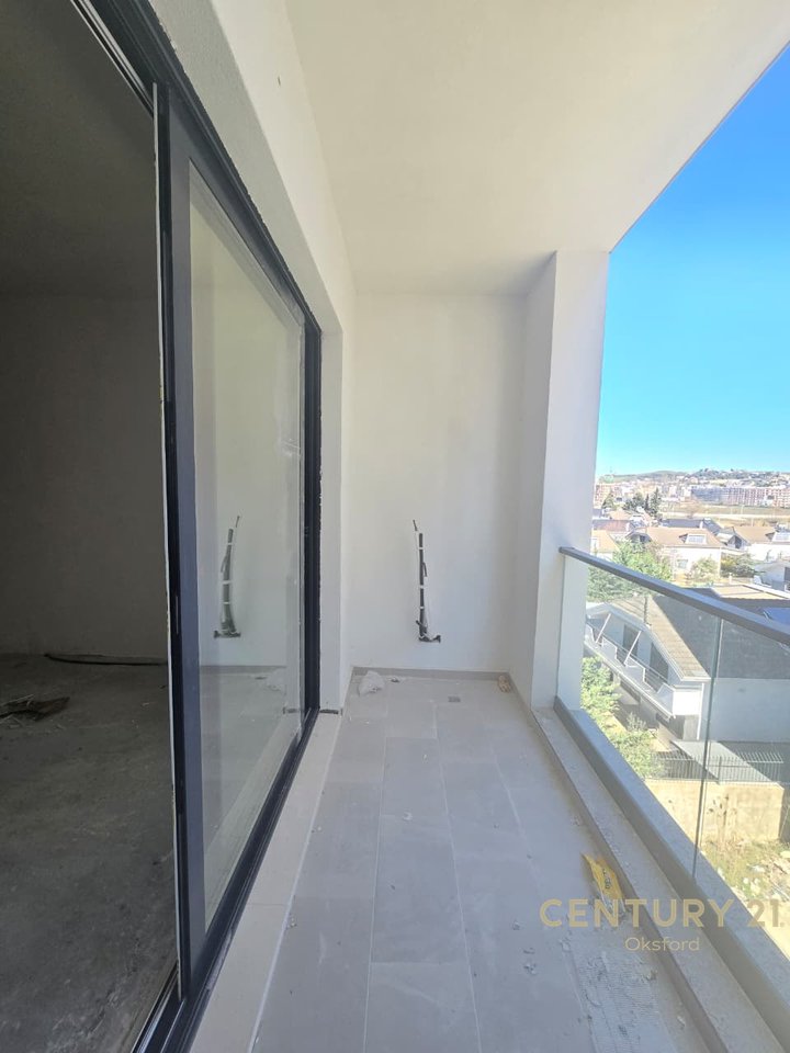 Apartament 1+1 për shitje në Golem, plotësisht i përfunduar dhe gati për sezonin e verës.
