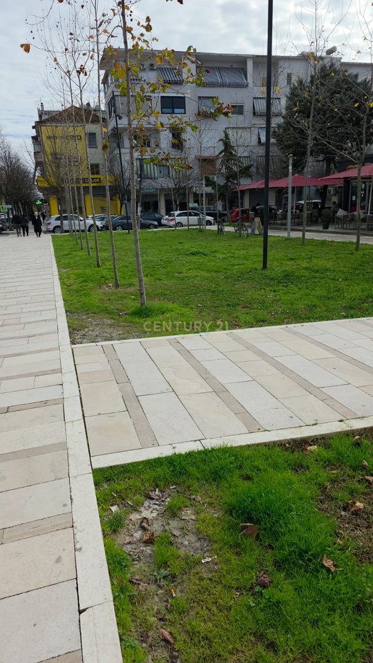 LOCAL FOR SALE NEAR THE MARTYRS MUSEUM, DURRES!!!