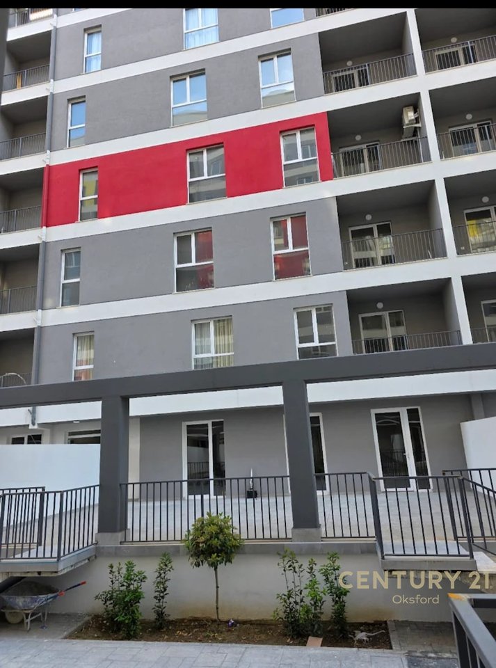 Apartament 2+1 për qira në Univers City!