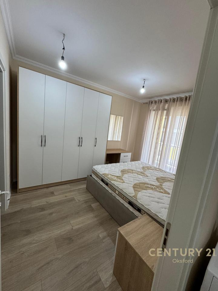 Apartament 2+1 për qira në Univers City!