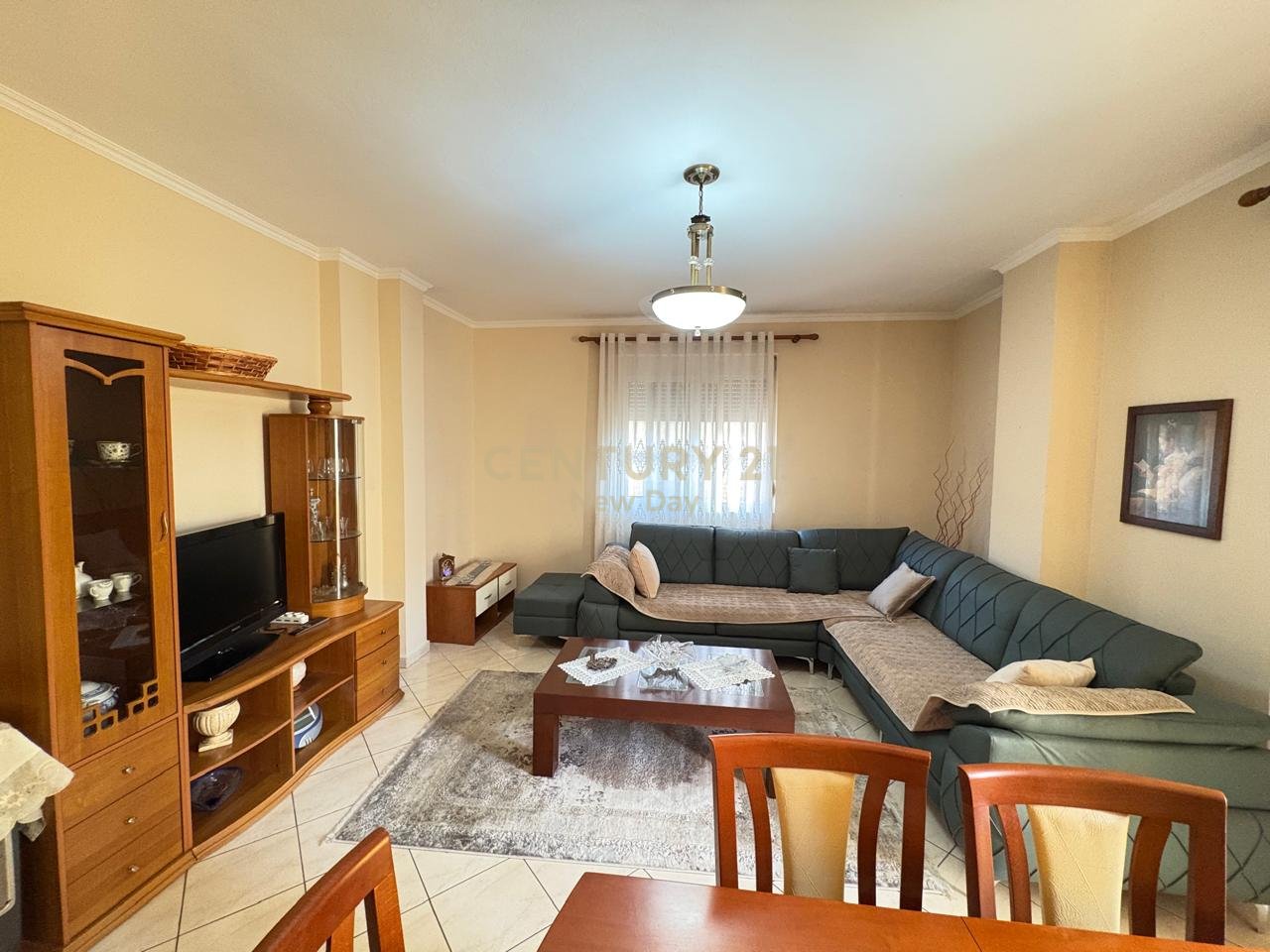 Apartament 2+1+2 Me Qira te Gjykata Durrës - 450€ | 120 m²