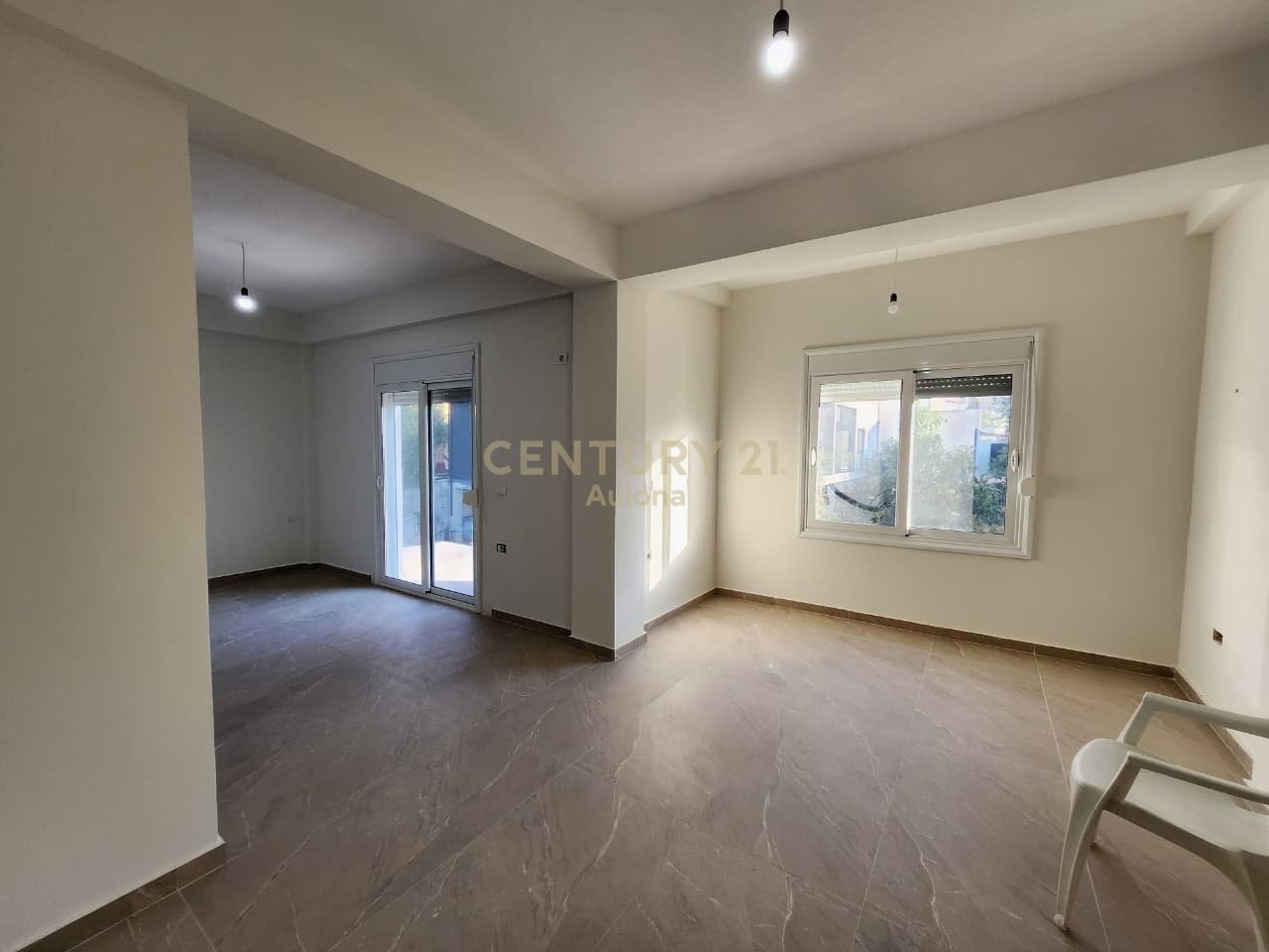 Prone Private për Investim pranë Lungomare 1