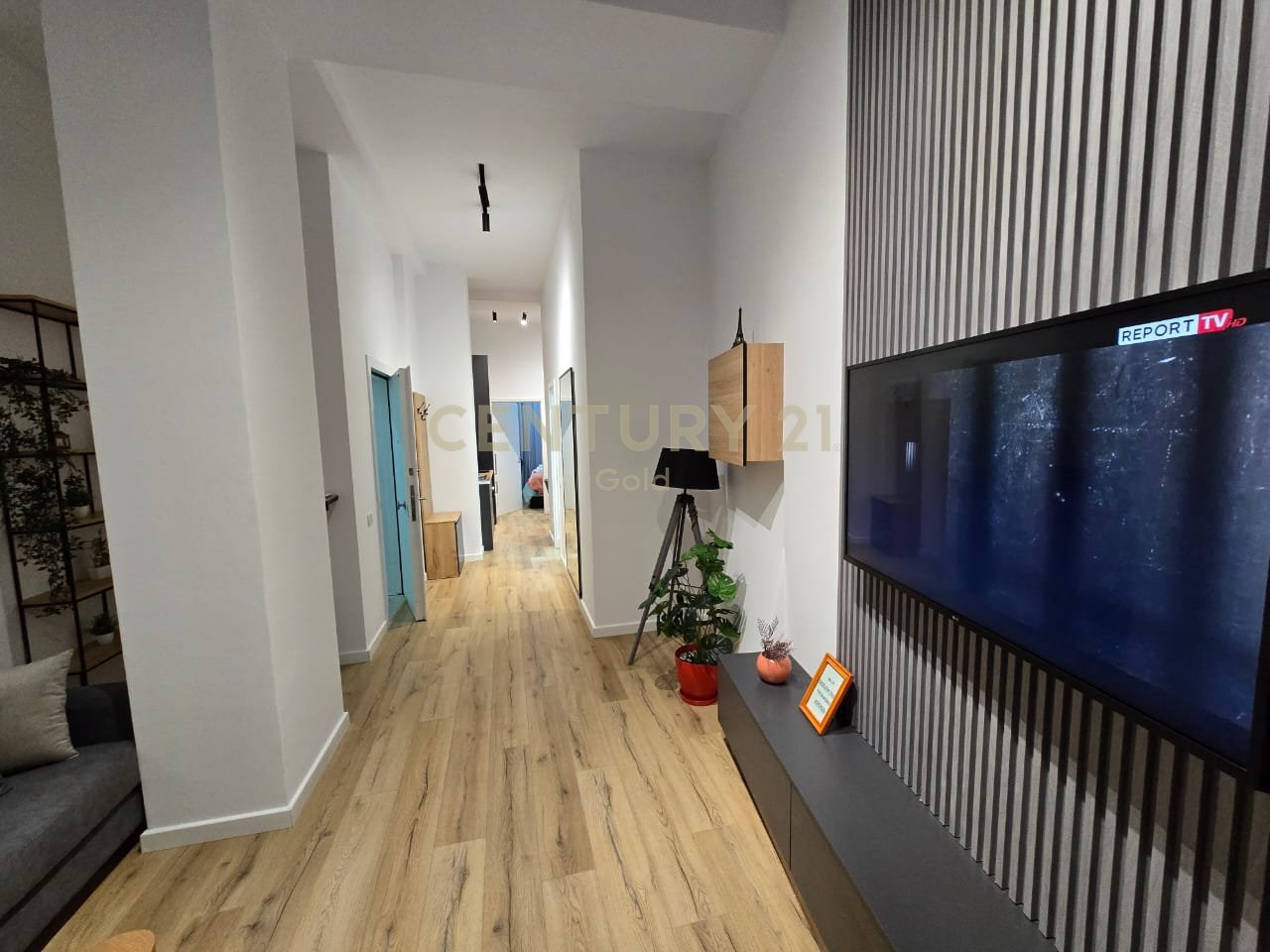 APARTAMENT 1+1 PER SHITJE NE KOMPLEKSIN MAGNET!