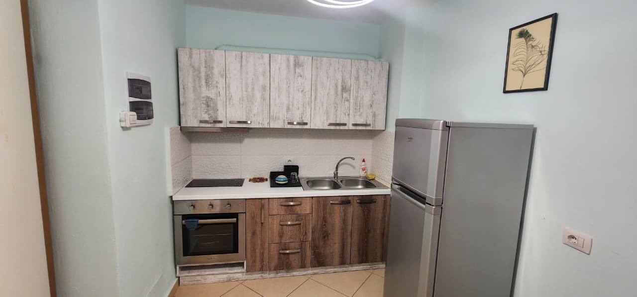 SARANDE, SHESIM APARTAMENT 2+1 ME PAMJE NGA DETI