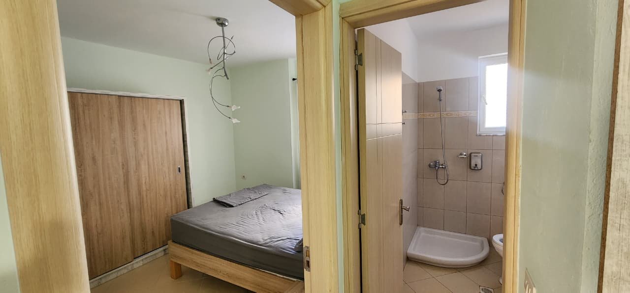 SARANDE, SHESIM APARTAMENT 2+1 ME PAMJE NGA DETI