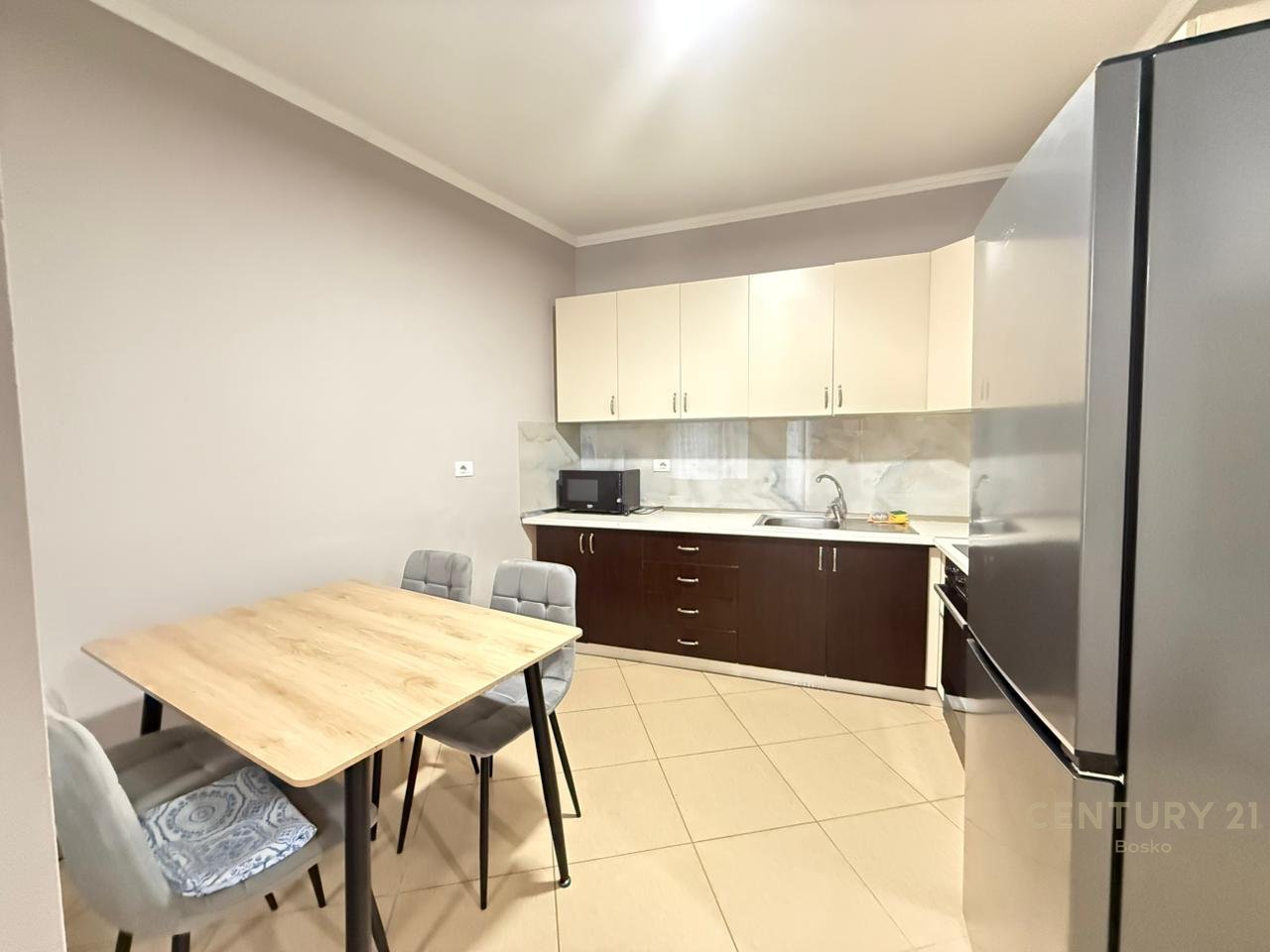 Apartament 2+1 Për Qira në Don Bosco, Tiranë