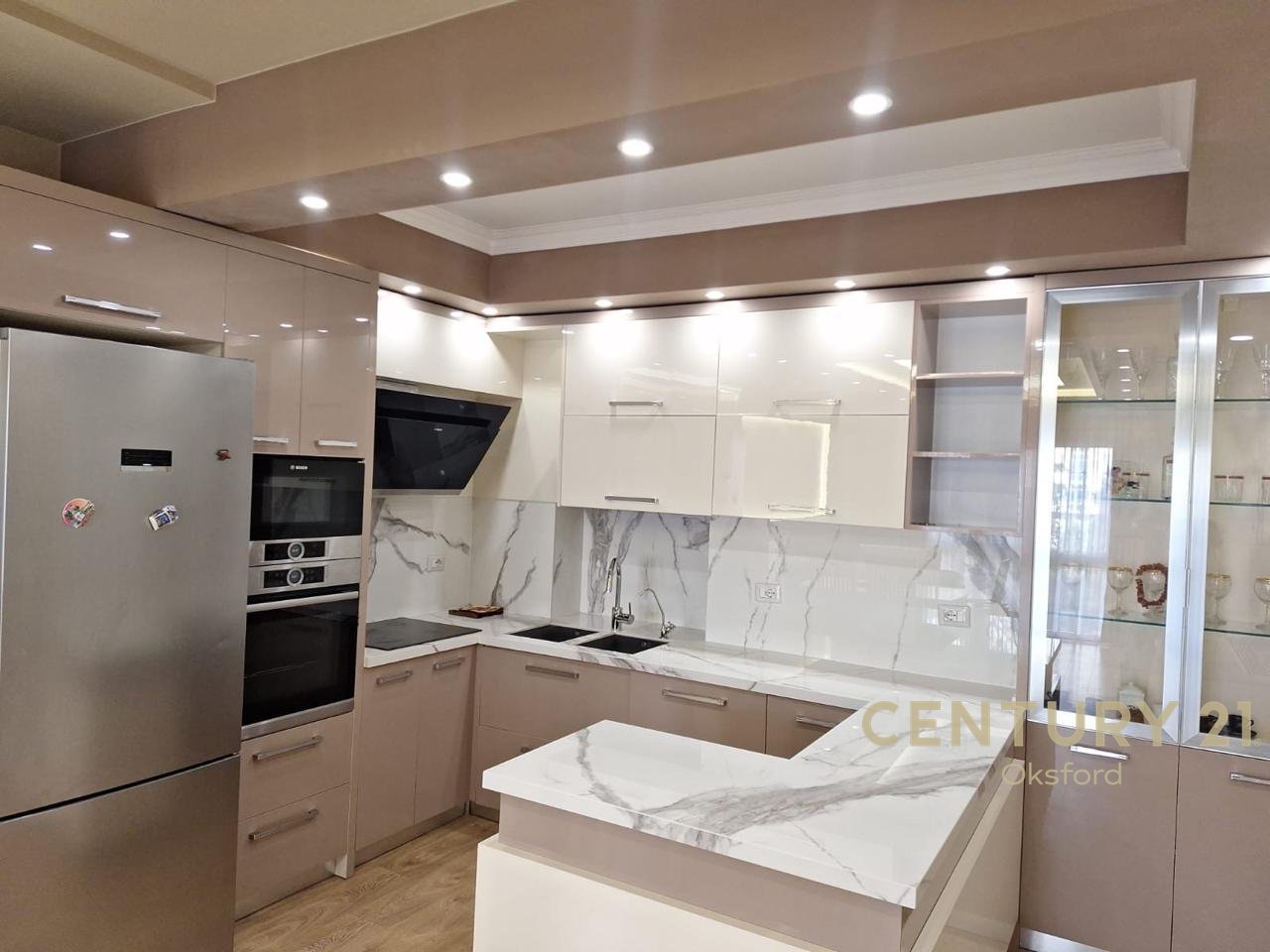 IN AFFITTO APPARTAMENTO 2+1 + POSTO AUTO VICINO A "PAZARI I RI"!