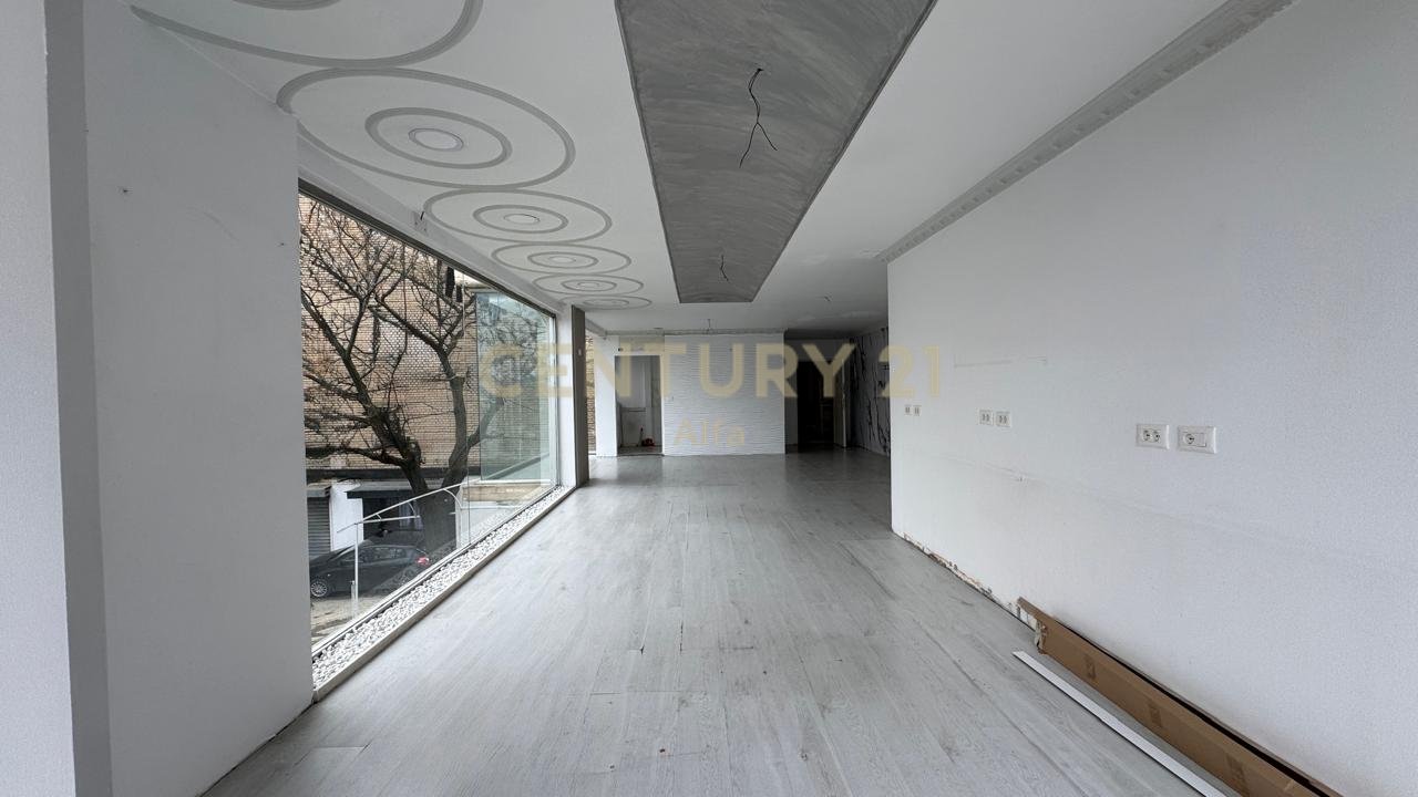 Commercial space for sale by the street near 21 Dhjetori!