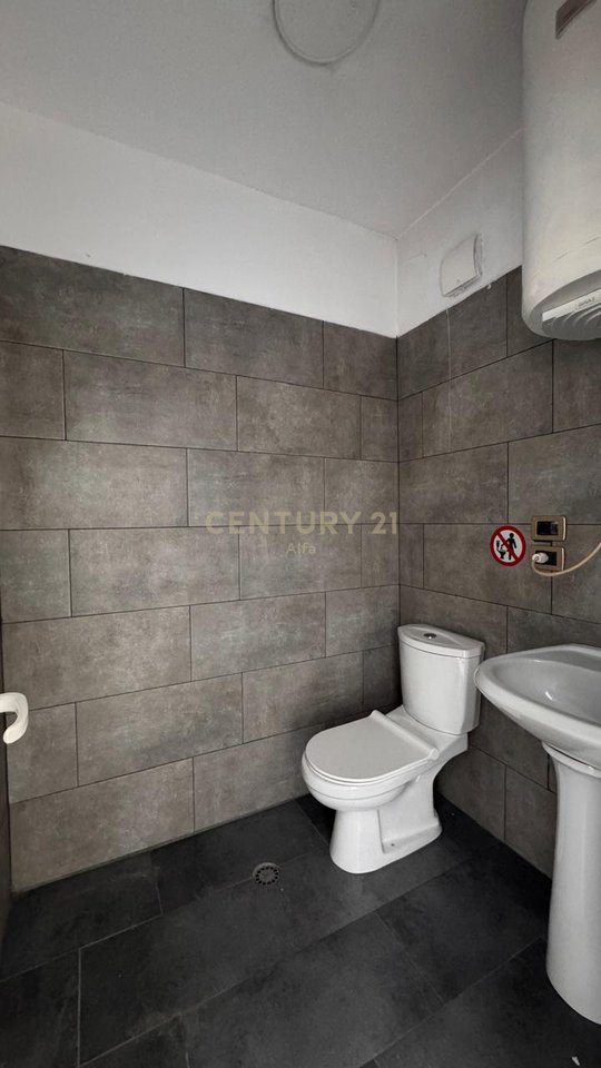 Commercial space for sale by the street near 21 Dhjetori!