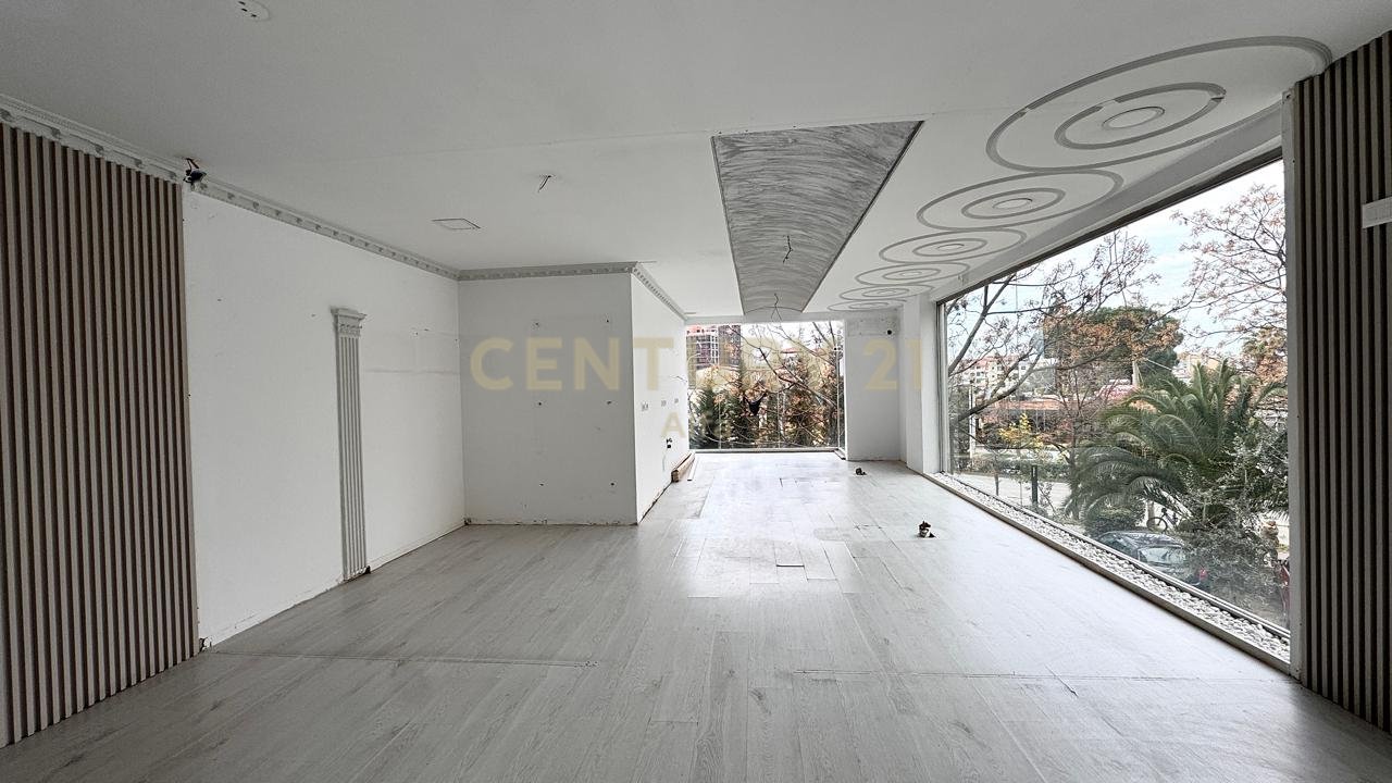 Commercial space for sale by the street near 21 Dhjetori!