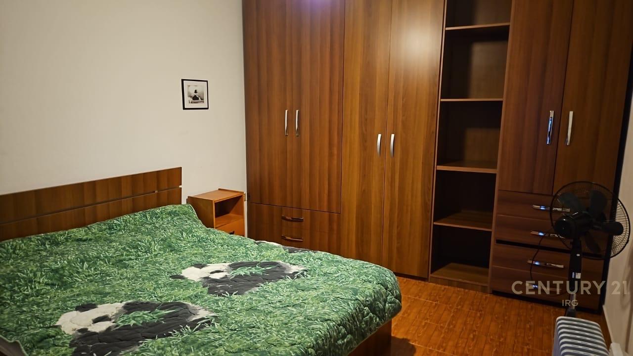 Apartament 1+1 ne katin e pare te nje vile, Rruga Siri Kodra!