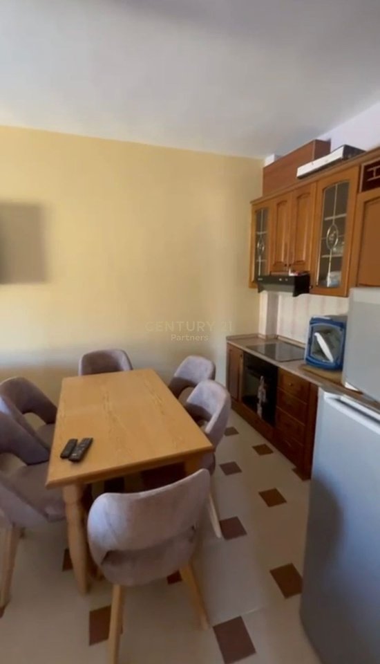 SHESIM APARTAMENT 2+1+2 ME PAMJE DETI NE DURRES!