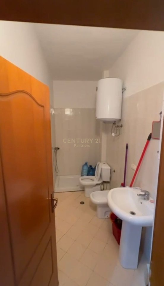 SHESIM APARTAMENT 2+1+2 ME PAMJE DETI NE DURRES!