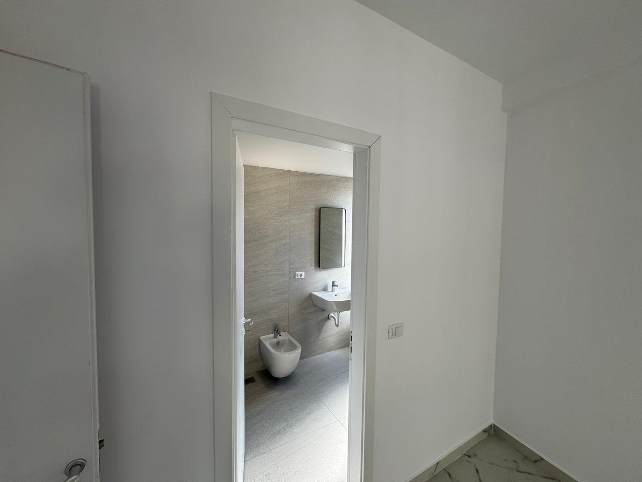 Ambient Commercial 2+1 For Rent on Bulevardi i Ri, Tirana