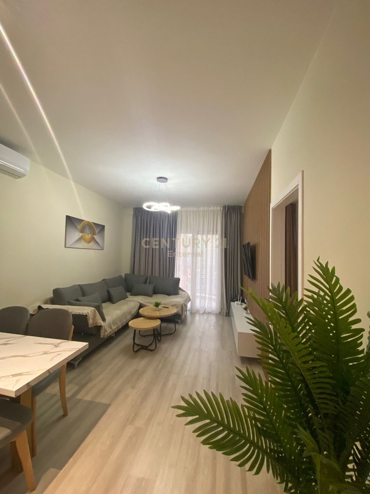 Apartament 2+1 Me Qira në Zogu I Zi, Tiranë - 1000€ | 76 m²