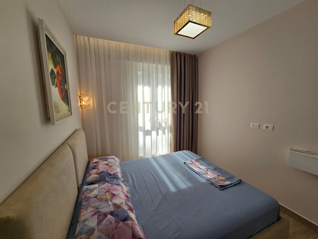 SUPER APPARTAMENTO IN AFFITTO AL HOTEL MONDIAL