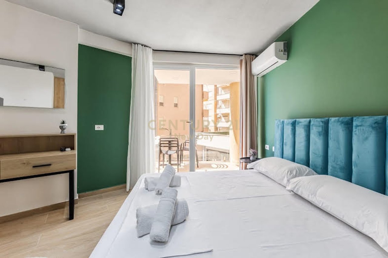 Duplex per shitje ne Shkembin e Kavajes me pamje deti