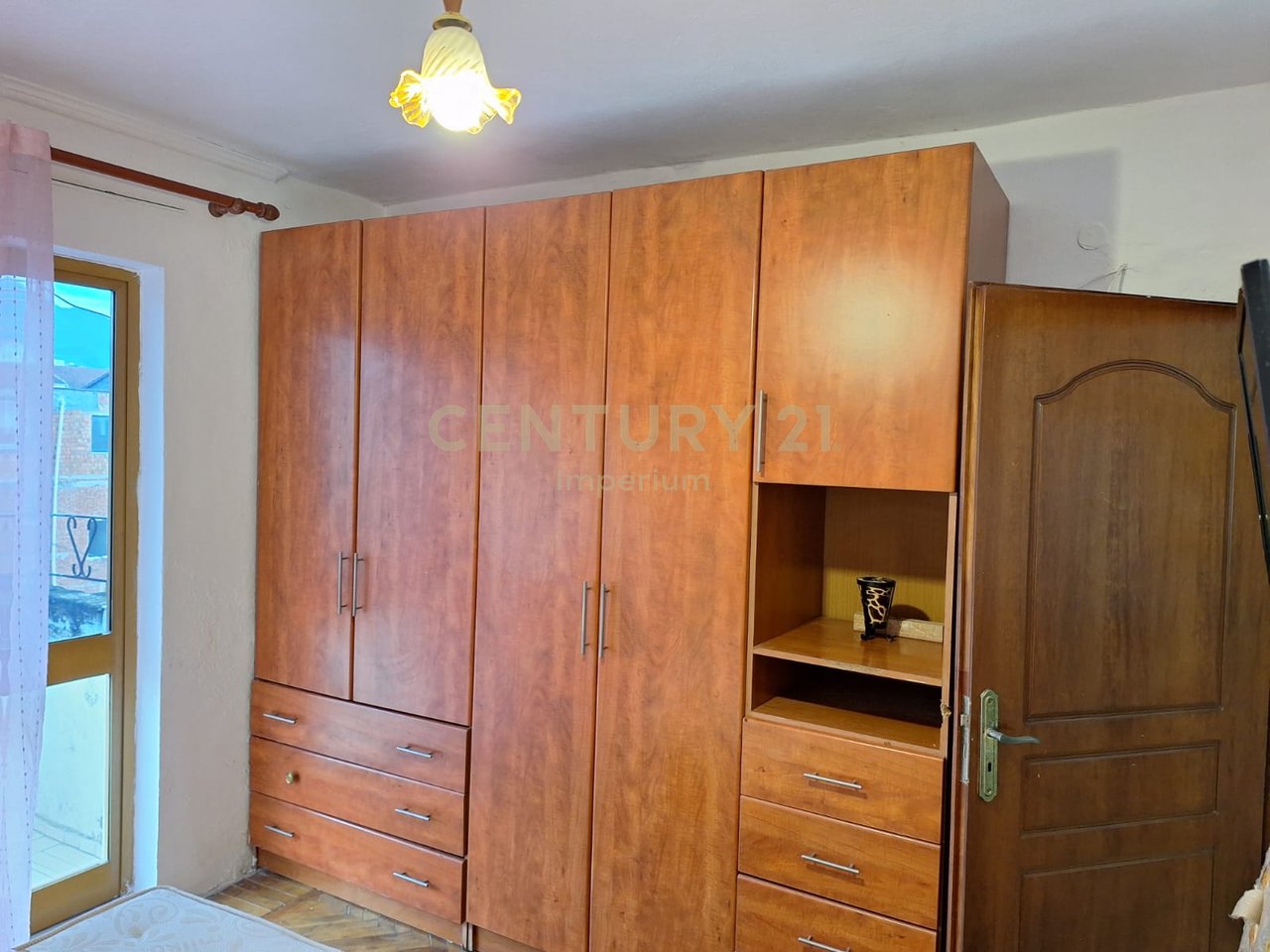 1+1 Apartment for Rent in Ali Demi, Tirana - 350€ | 52 m²