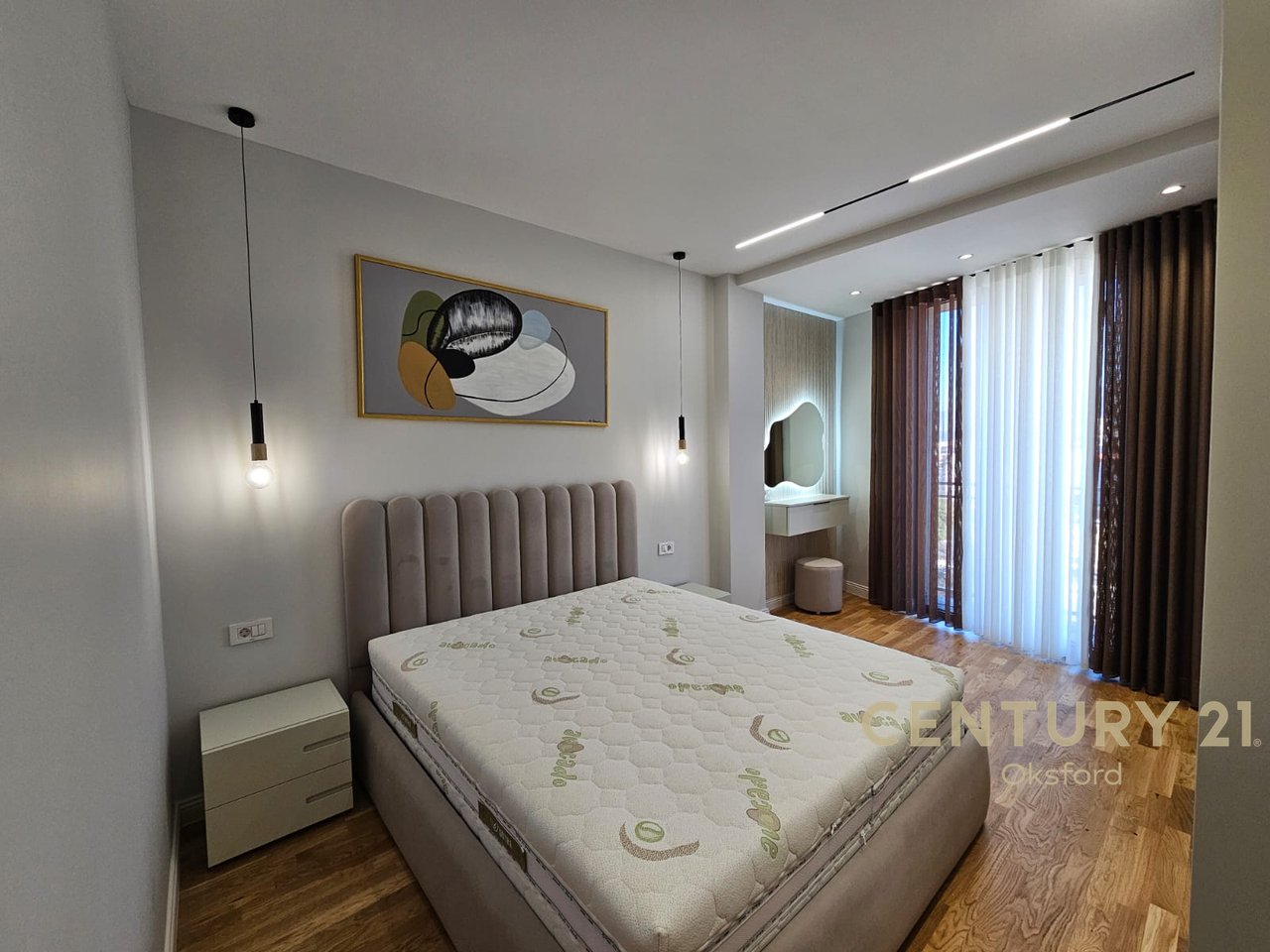 Shitet apartament 2+1Rezidenca "Nova", Mine Peza.