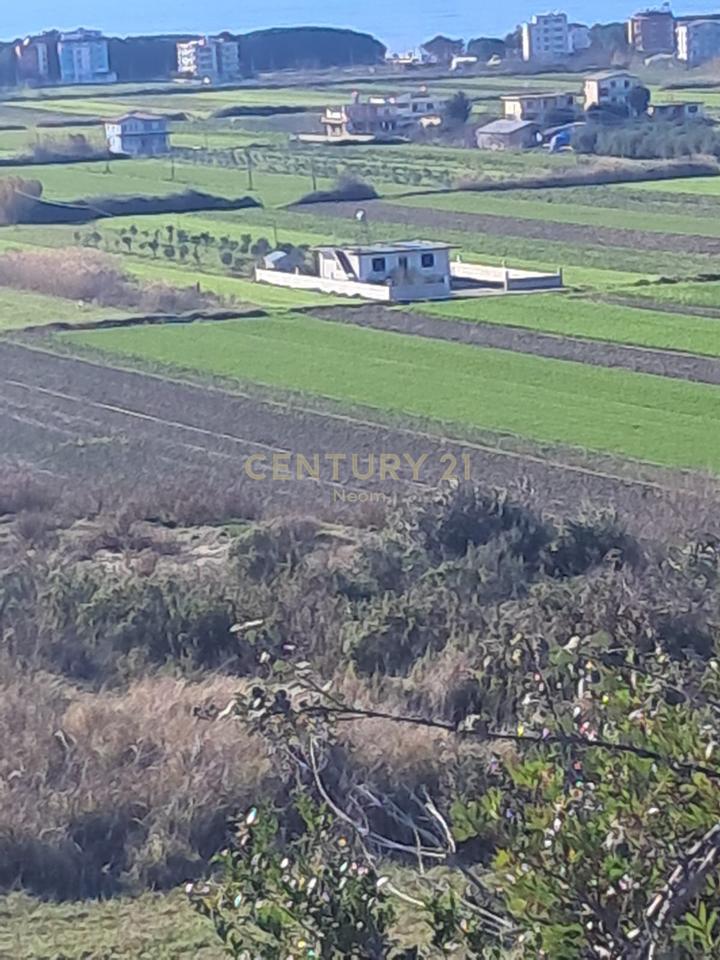 Shitet Tokë në Spille – 5,930 m²