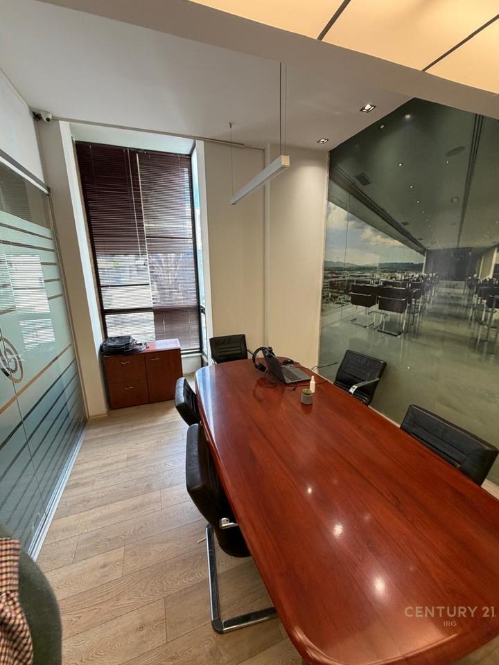 Zyrë me Qira në një nga Lokacionet më Elitare të Tiranës – Pran Nobis