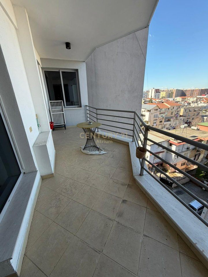 SHESIM APARTAMENT 2+1+2 PRANE GLOBE