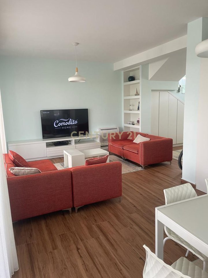 Shitet vile ne Gjirin e Lalezit