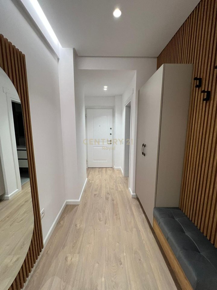 Apartment 2+1+2 for rent in Zogu i Zi, Tirana - 1200€ | 120 m²